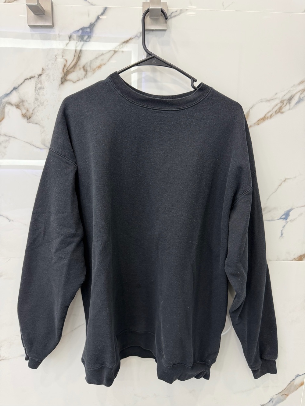 Hanes Black Crewneck Pullover Sweatshirt